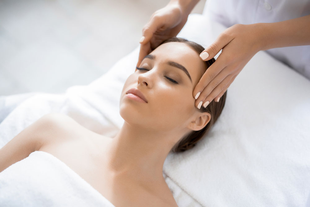 Head Massage Service (Scraping, Sauna & Steaming)